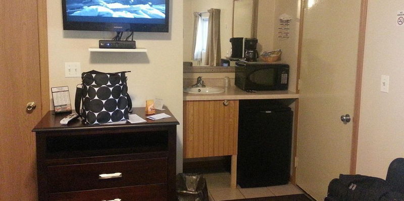 Buffalo Motel - From Web Listing (newer photo)